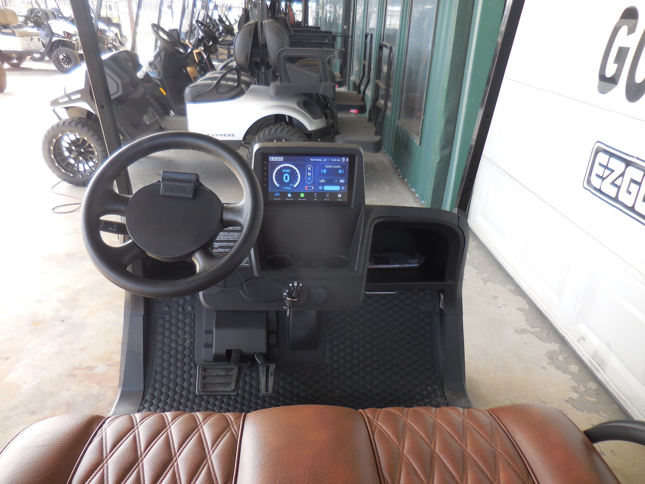 2026 RXV Elite 2-Passenger - White - Image 3