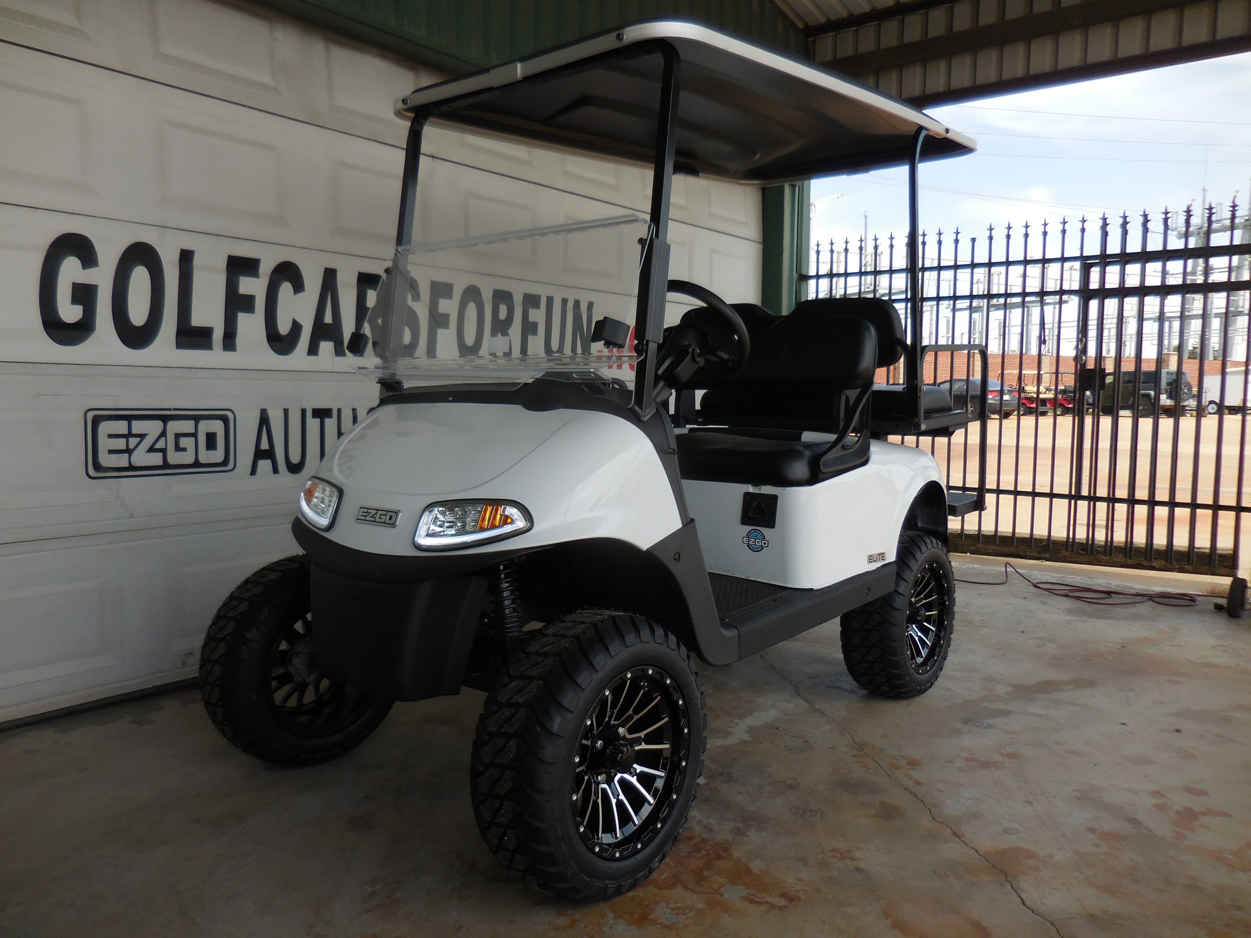 2021 EZGO Lithium RXV 4-Passenger Factory Certified Pre-Owned - White Lifted - Image 2